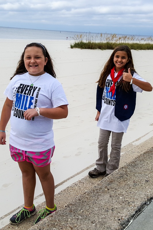 “ayx官网”精准扶贫送温暖 春节慰问暖民心(图2) ayx官方网站