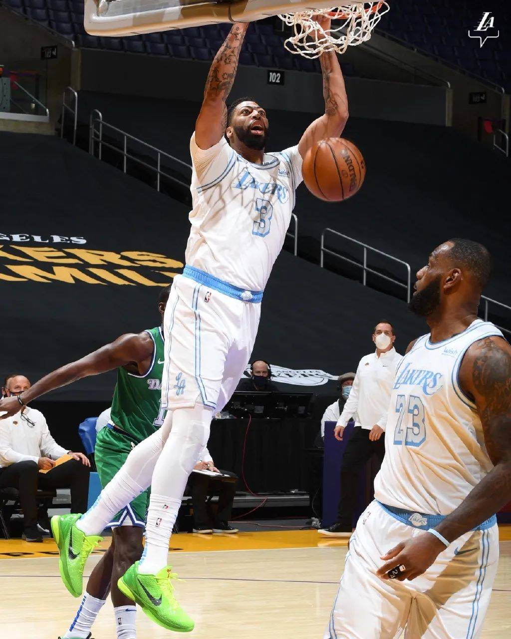 
“曾经无人能及的耐克 回来了”-爱游戏（ayx）中国官方网站(图12)