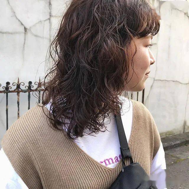 
2020年烫发必收：日系烫发气势派头提案：ayx官方网站(图6)