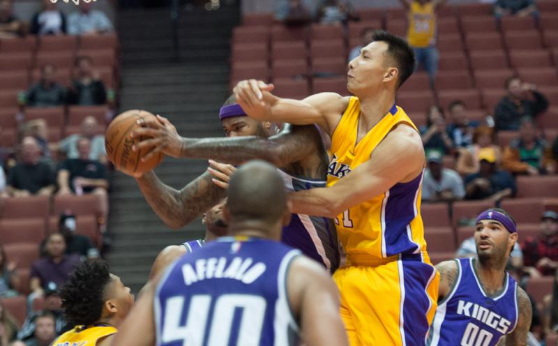 妮可-基德曼产后一周丢下宝宝逛商店|ayx官方网站(图1) ayx官网