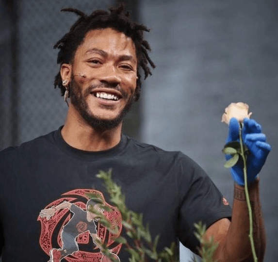 ayx官网-
NBA那么多球星退役后破产了 可是这5位想破产都很难！(图1)