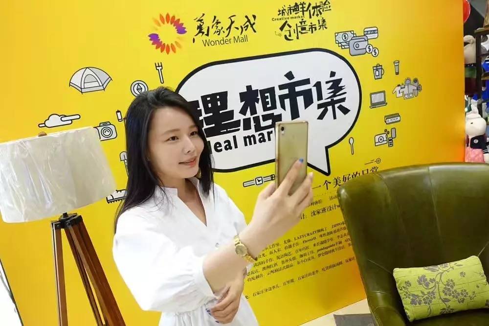 爱游戏(ayx)中国官方网站-广东德比现奇葩一幕 一出界球裁判看回放10分钟 球员只能场边热身(图1) ayx官网